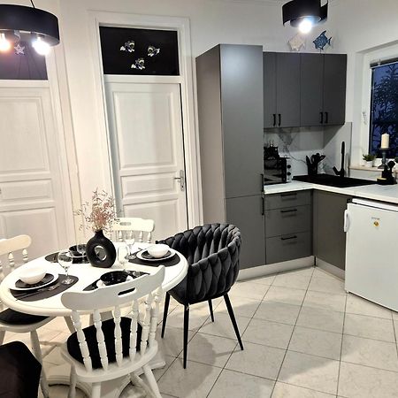 סטון Apartments Marita מראה חיצוני תמונה