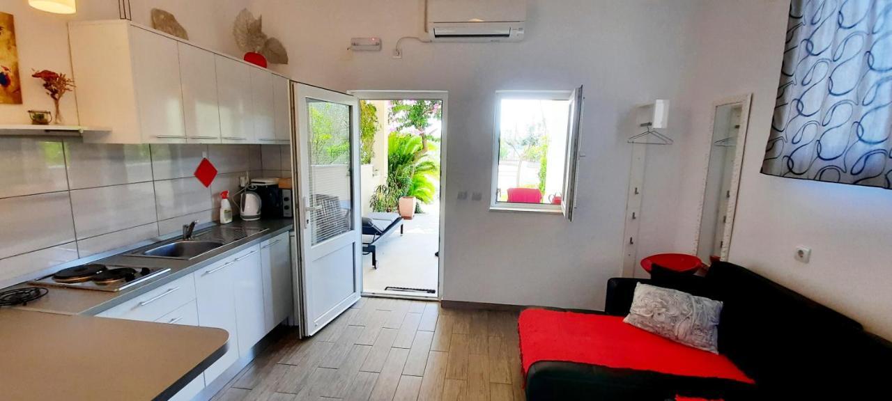 סטון Apartments Marita מראה חיצוני תמונה