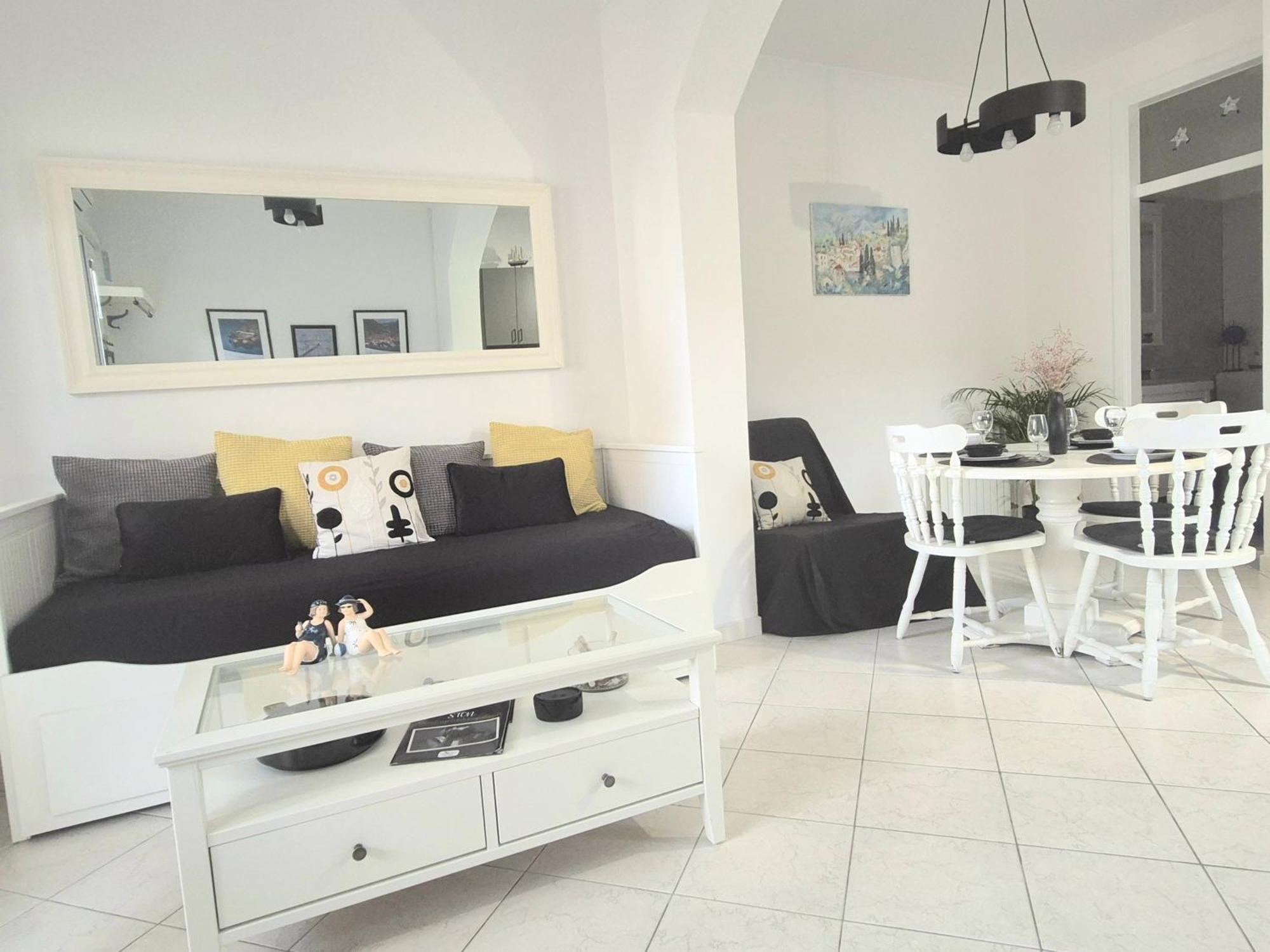 סטון Apartments Marita מראה חיצוני תמונה