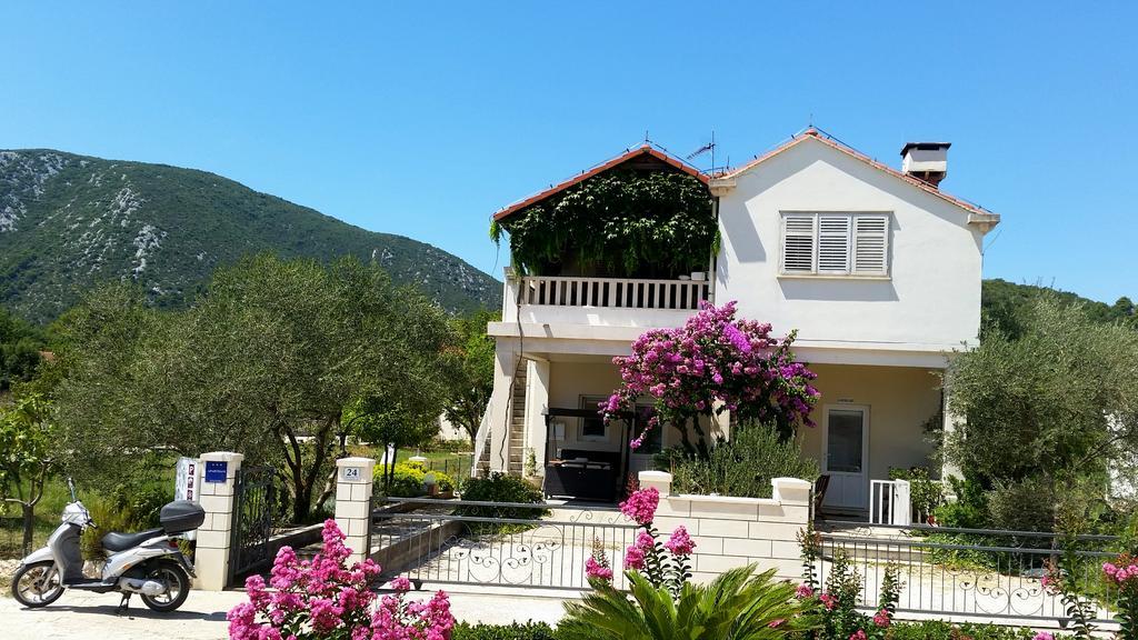 סטון Apartments Marita מראה חיצוני תמונה