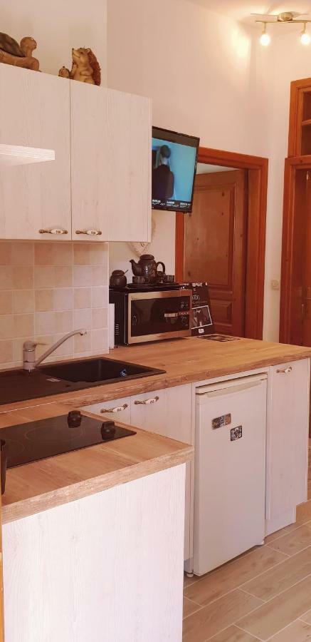 סטון Apartments Marita מראה חיצוני תמונה